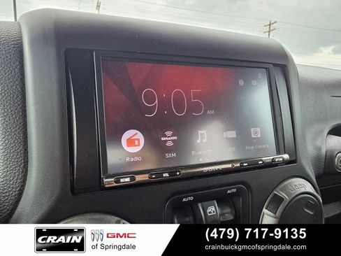 Used 2014 Jeep Wrangler Unlimited Sport w/ Quick Order Package 24S AWD/4WD image 17