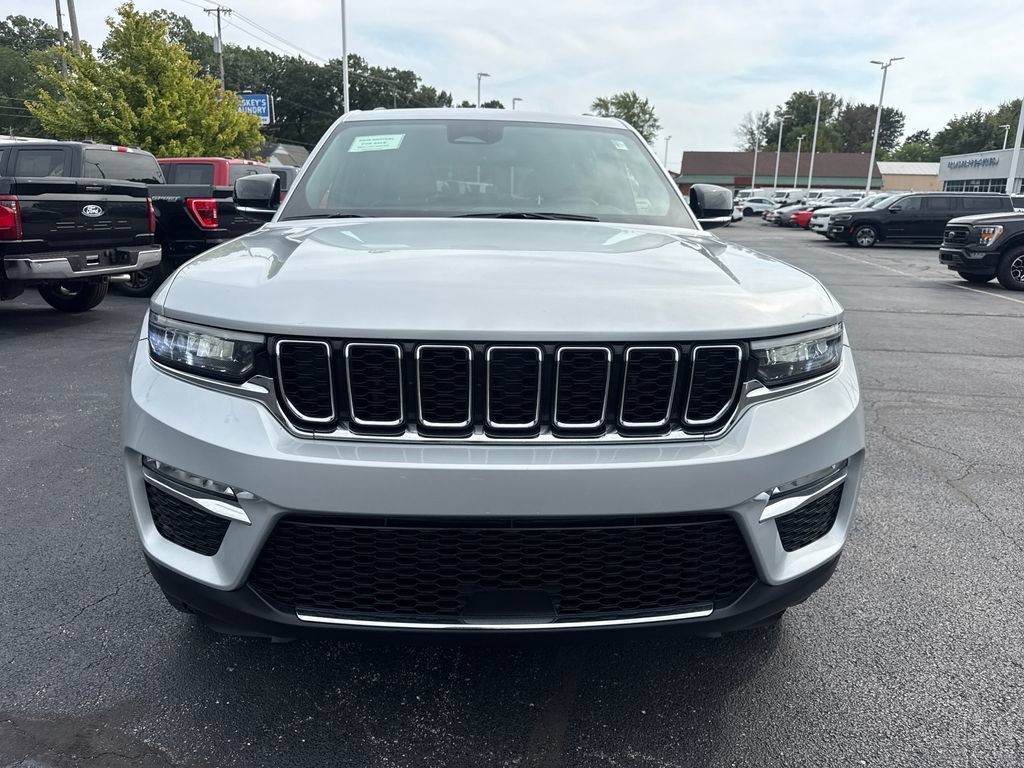 Used 2024 Jeep Grand Cherokee Limited 4xe AWD/4WD image 3