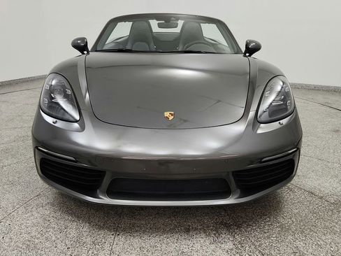 Used 2022 Porsche 718 Boxster RWD image 9