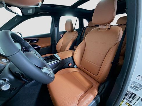 New 2026 Mercedes-Benz GLC 300 4MATIC image 12