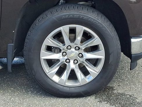 Used 2019 Chevrolet Silverado 1500 LTZ w/ LTZ Plus Package AWD/4WD image 29