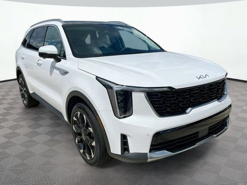 Used 2025 Kia Sorento SX FWD image 3