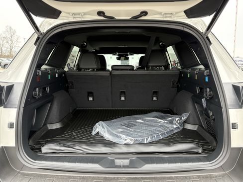 New 2026 Subaru Outback Premium w/ Premium/Limited Package AWD/4WD image 12