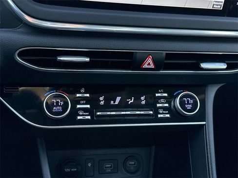 Used 2020 Hyundai Sonata Limited image 20