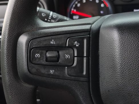 Used 2023 Chevrolet Silverado 1500 Custom image 19