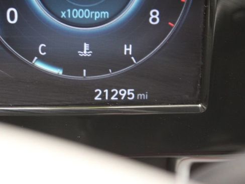 Used 2022 Hyundai Elantra SEL w/ Convenience Package image 5