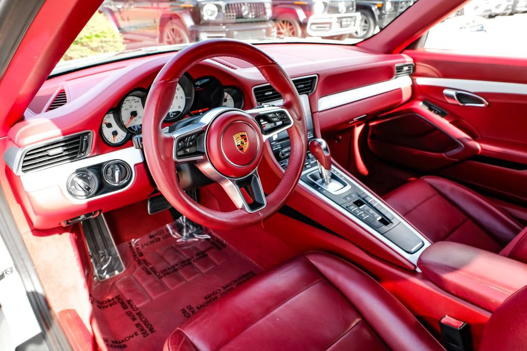 Used 2018 Porsche 911 Carrera image 12