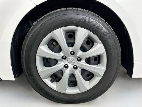 Used 2023 Toyota Corolla LE w/ Carpet Mat Package (TMS) image 11