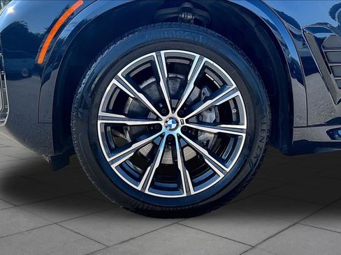 Used 2025 BMW X5 xDrive40i AWD/4WD image 10