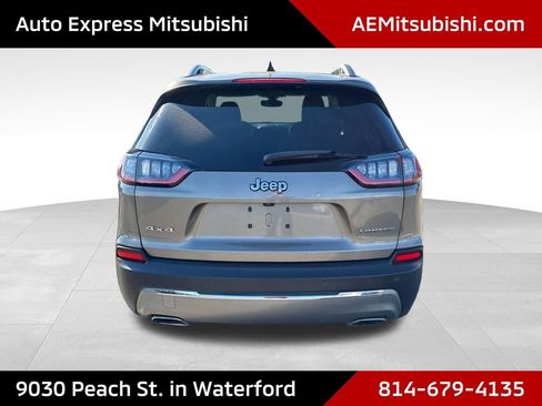 Used 2019 Jeep Cherokee Limited AWD/4WD image 6