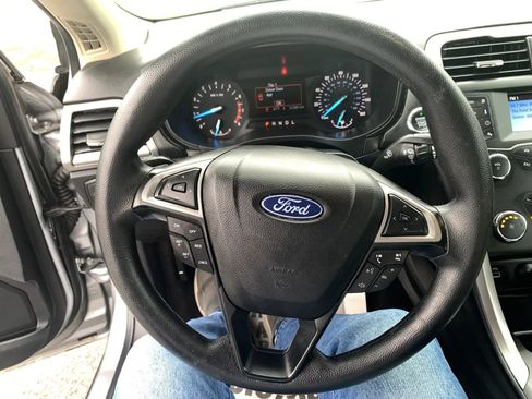 Used 2020 Ford Fusion S image 12