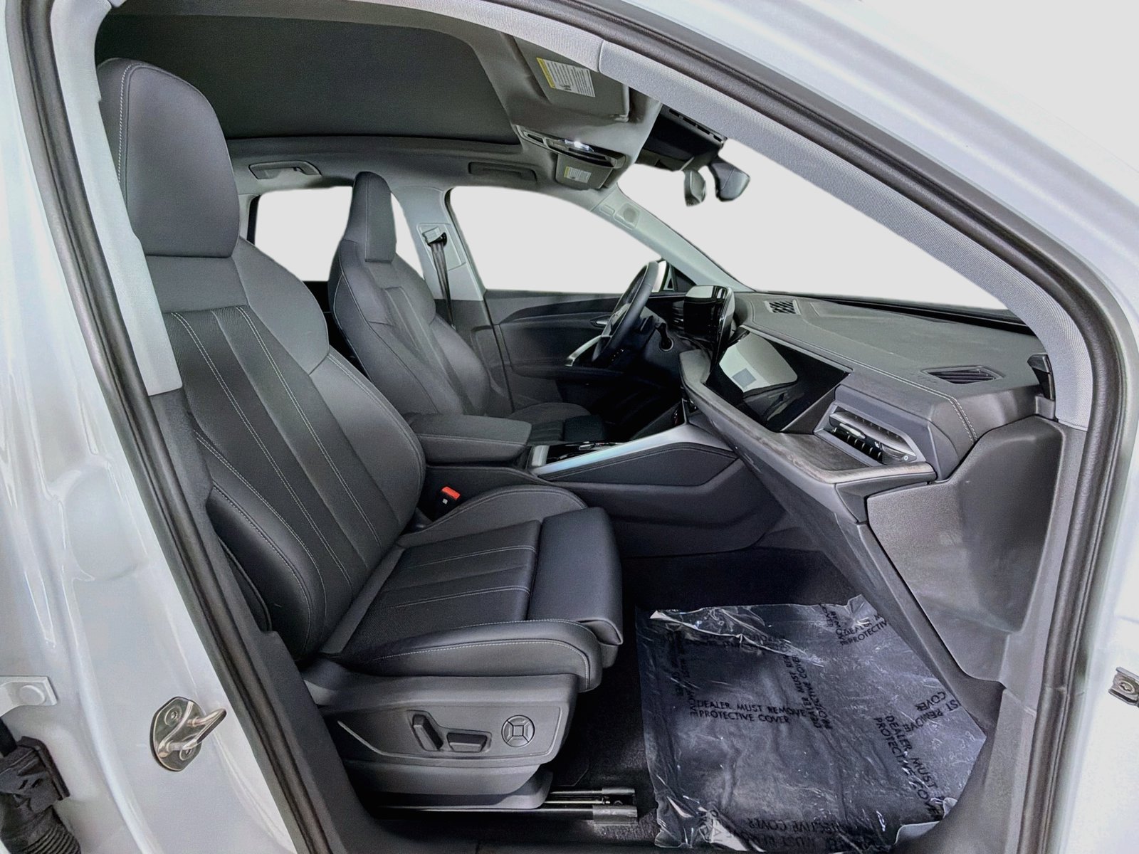 Certified 2025 Audi Q5 Premium w/ Premium Plus AWD/4WD image 29