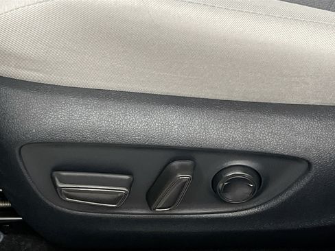 Used 2025 Toyota RAV4 XLE w/ Convenience Package FWD image 15