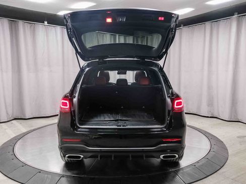 Certified 2022 Mercedes-Benz GLC 300 image 24