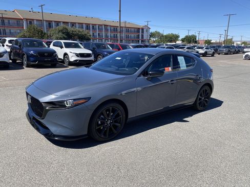 Certified 2025 MAZDA MAZDA3 Hatchback w/Premium Plus Pkg AWD/4WD image 52
