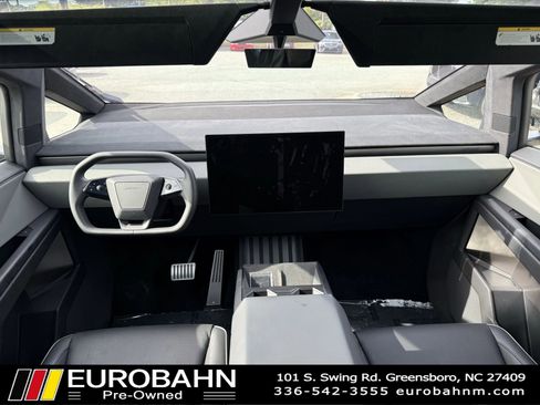 Used 2024 Tesla Cybertruck Cyberbeast AWD/4WD image 31