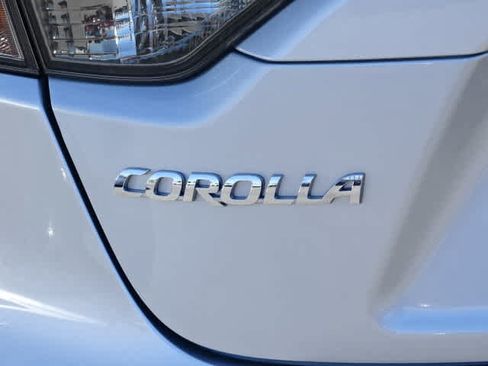 Used 2024 Toyota Corolla XSE FWD image 10