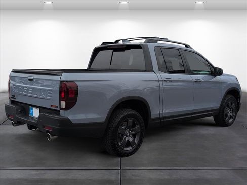 Certified 2026 Honda Ridgeline TrailSport image 7