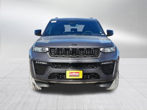 New 2026 Jeep Grand Cherokee Limited Reserve image 2