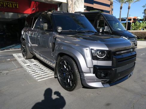 Used 2024 Land Rover Defender 110 X-Dynamic SE image 63