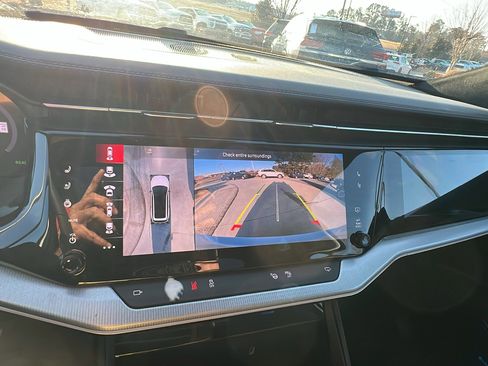 Used 2024 Jeep Wagoneer Launch Edition w/ Trailer Tow Group image 34