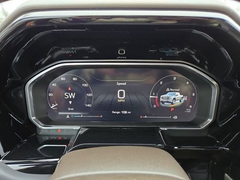 New 2026 GMC Sierra 1500 SLT image 16