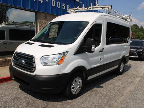Used 2019 Ford Transit 150 XLT RWD image 3