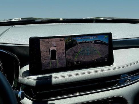 Certified 2026 INFINITI QX60 Luxe AWD/4WD image 14