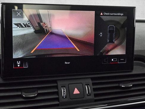 Certified 2025 Audi Q5 e Premium Plus w/ Premium Plus Package image 14