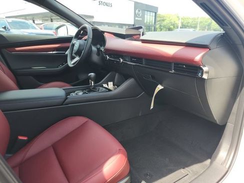 New 2026 MAZDA MAZDA3 2.5 S Hatchback w/ Premium Pkg FWD image 24