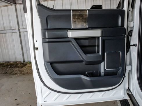 Used 2022 Ford F250 Lariat w/ Lariat Ultimate Package AWD/4WD image 47