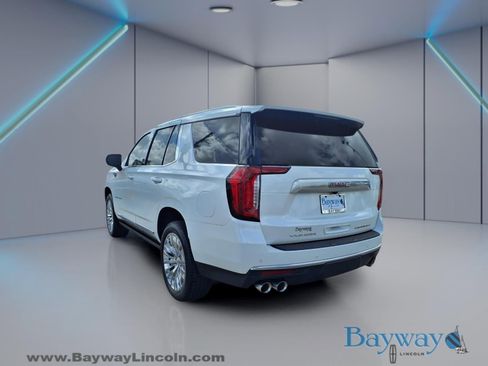 Used 2023 GMC Yukon Denali RWD image 2