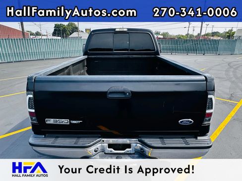 Used 2006 Ford F350 Lariat image 4