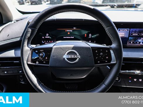 Used 2025 Nissan Murano SV FWD image 23