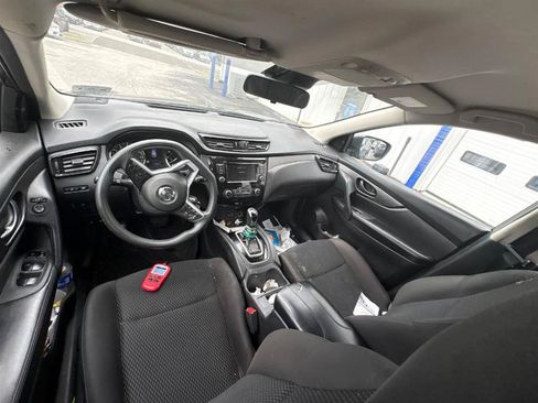 Used 2021 Nissan Rogue Sport S FWD image 4
