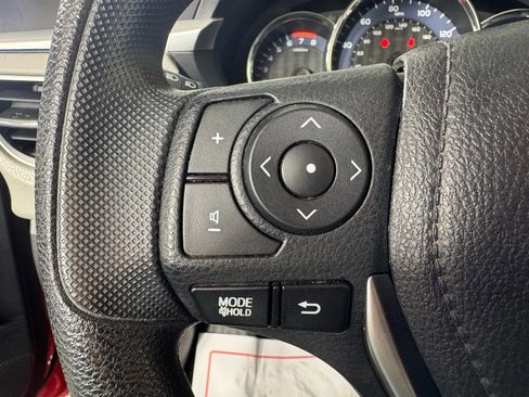 Used 2015 Toyota Corolla LE image 16