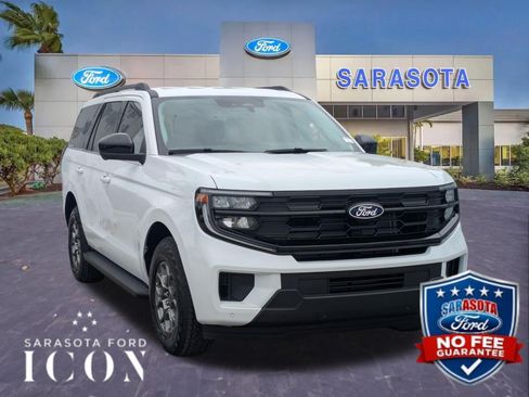 New 2027 Ford Expedition Active AWD/4WD image 1