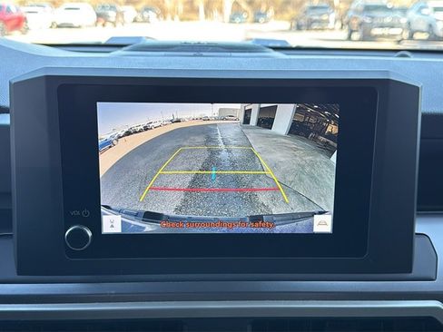 Used 2024 Toyota Tacoma TRD Sport image 21