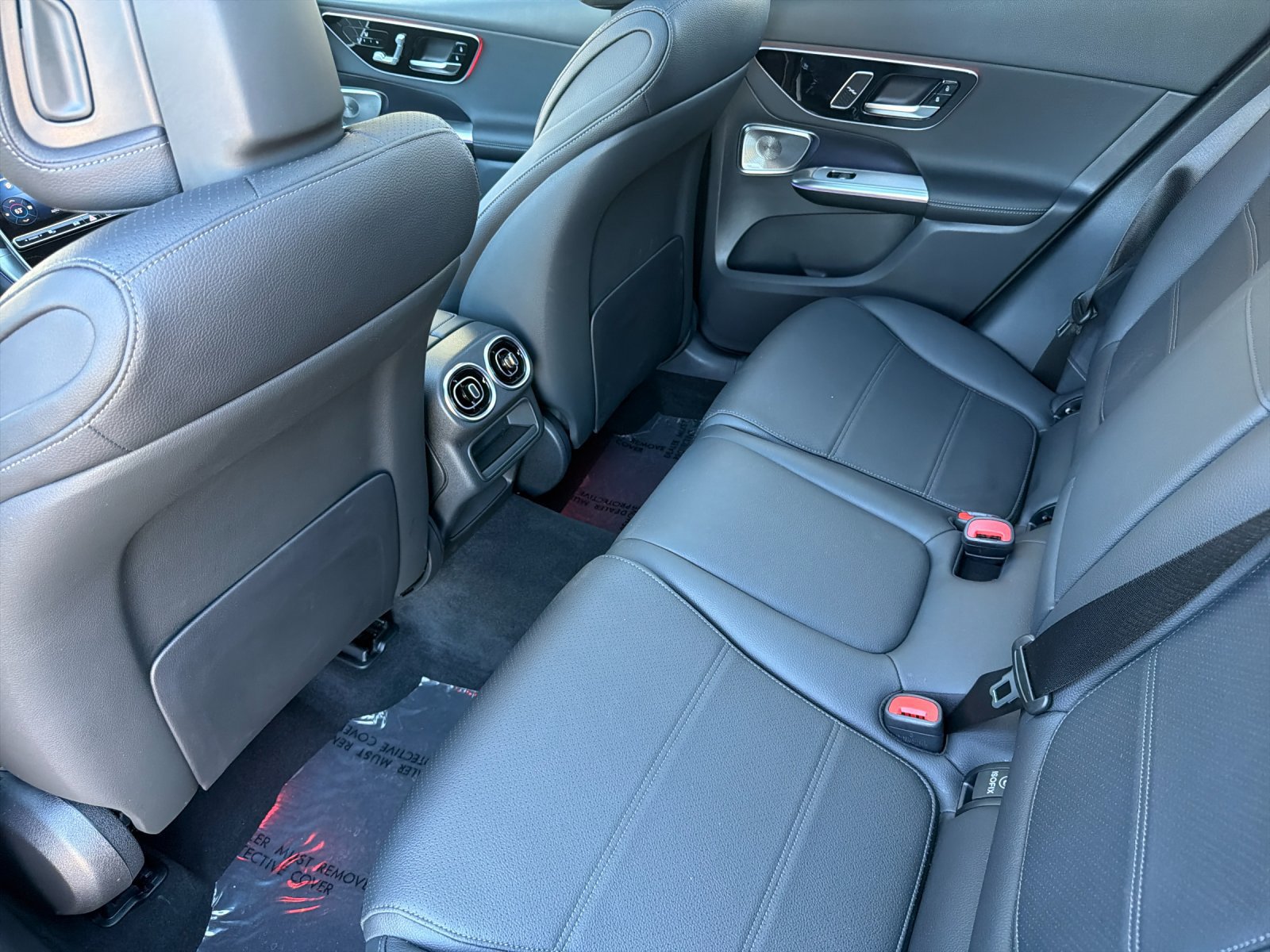 Certified 2026 Mercedes-Benz GLC 300 4MATIC image 11