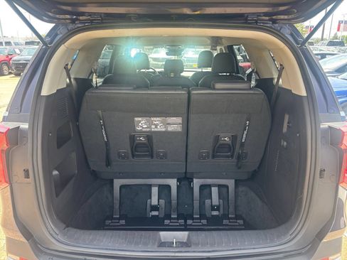 Used 2026 Kia Carnival FWD image 34