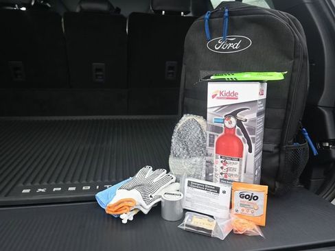 New 2025 Ford Expedition Max Platinum w/ Stealth Performance Package image 20