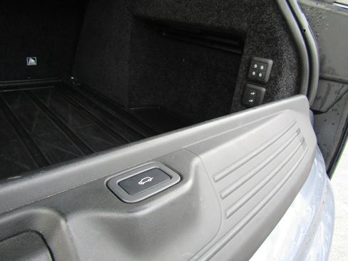 Used 2021 Land Rover Range Rover P525 Westminster Edition LWB image 41