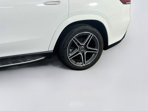 Used 2022 Mercedes-Benz GLS 450 4MATIC image 30