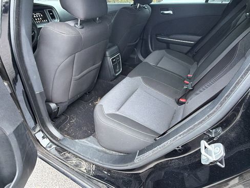 Used 2022 Dodge Charger SXT w/ Driver Convenience Group RWD image 23