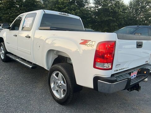 Used 2014 GMC Sierra 2500 SLE w/ SLE Preferred Package image 7