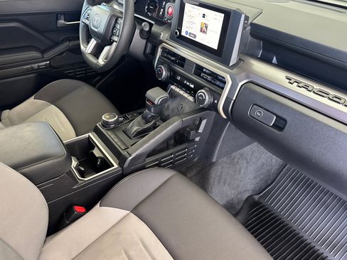 Certified 2025 Toyota Tacoma TRD Sport AWD/4WD image 14