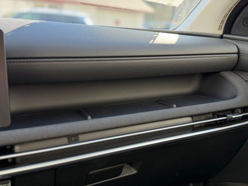 New 2026 Hyundai Tucson Limited image 25