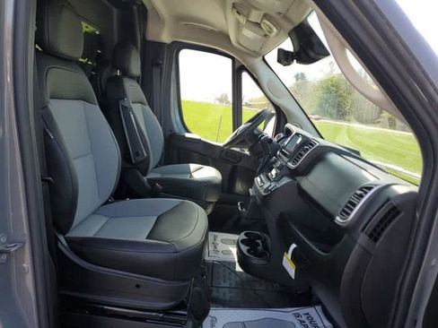 Used 2025 RAM ProMaster 2500 w/ Quick Order Package 22G SLT FWD image 23