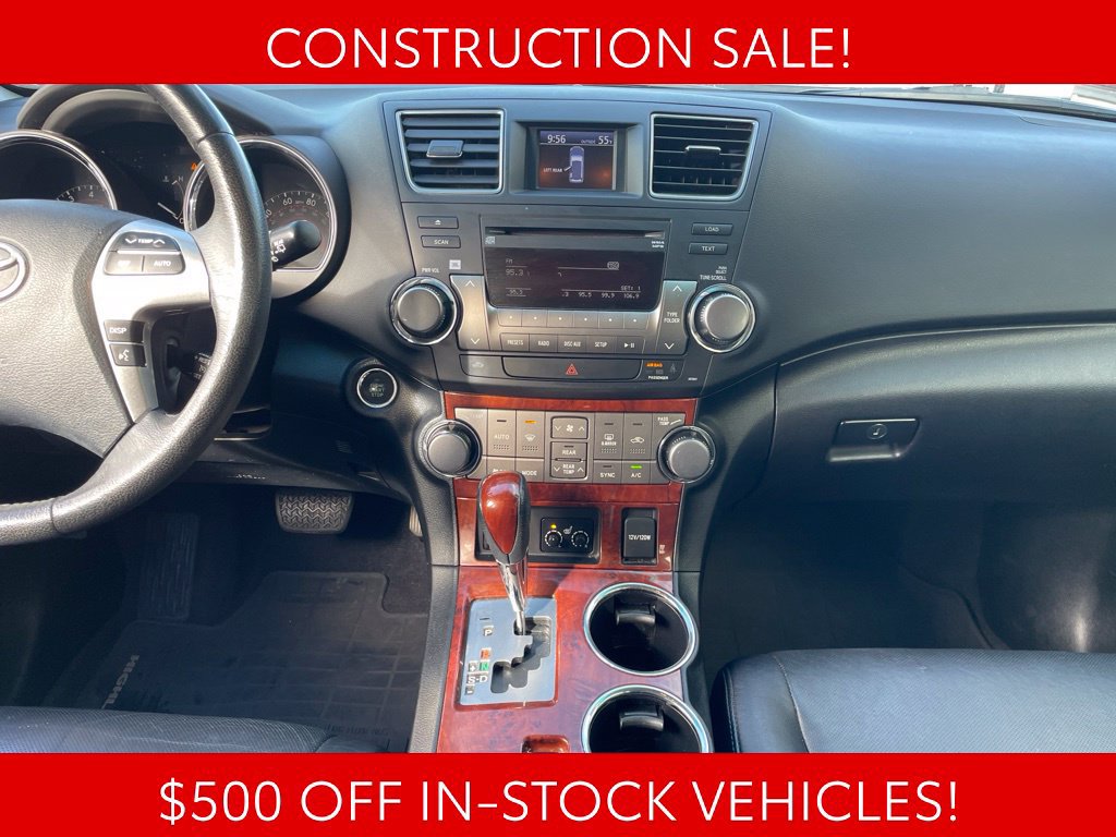 Used 2012 Toyota Highlander Limited w/ Tow Pkg AWD/4WD image 24