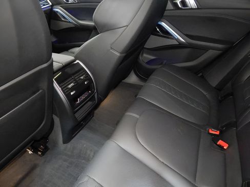 Used 2023 BMW X6 M AWD/4WD image 26
